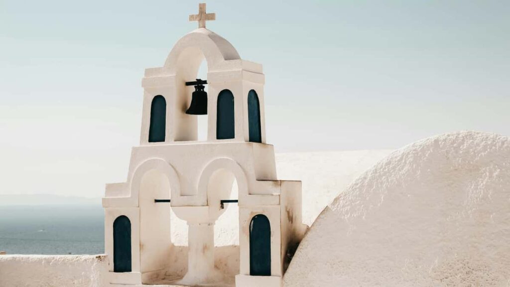 Guia practica para anunciantes en Espana: como localizar creadores belgas en LinkedIn, evaluar audiencia y negociar acuerdos por tarifa plana paso a paso.