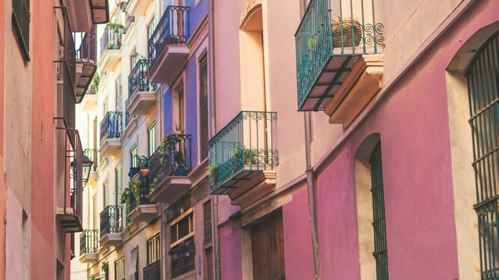 Guia practica para anunciantes en Espana: donde y como encontrar creadores Roposo en Singapur que amplifiquen la visibilidad de marcas de estilo de vida saludable.