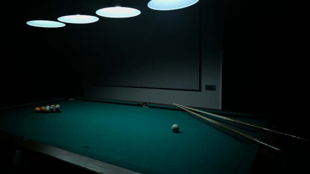 Guia practica para encontrar creadores Moj en Suecia y aumentar la visibilidad de destinos turisticos desde Espana.