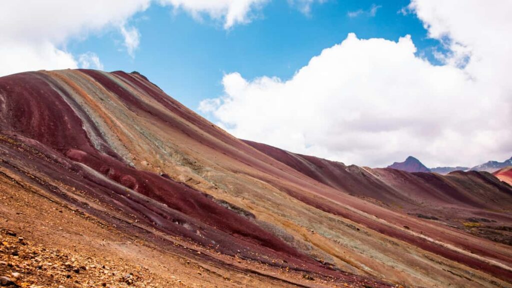 Guia practica para anunciantes en Espana que quieren localizar creadores saudies en Reddit y alternativas, lanzar retos fitness liderados por creadores y gestionar riesgos culturales y de monetizacion.