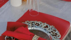 Guia practica para anunciantes en Espana sobre como localizar y colaborar con creadores de Facebook en Eslovaquia para lanzar lineas de producto conjuntas.