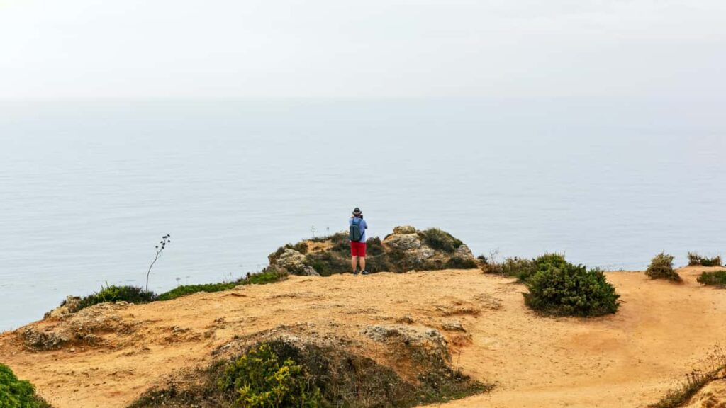 Guia practica para anunciantes en Espana: como localizar y colaborar con creadores musicales de Camboya en Apple Music para impulsar ventas en tu tienda online.
