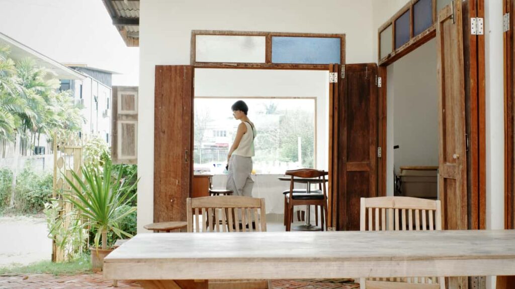 Guia practica para creadores en Espana que quieren negociar acuerdos de tarifa fija con marcas etiopes a traves de Douyin.