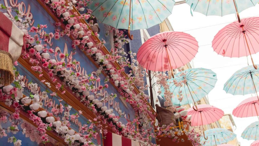 Guia practica para anunciantes en Espana sobre como localizar y colaborar con creadores de Twitch en Estonia para ampliar el alcance de marcas de vida sana.